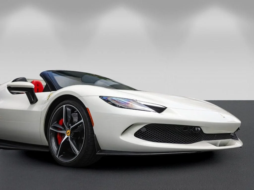 2025 Ferrari 296 Base - Photo 11