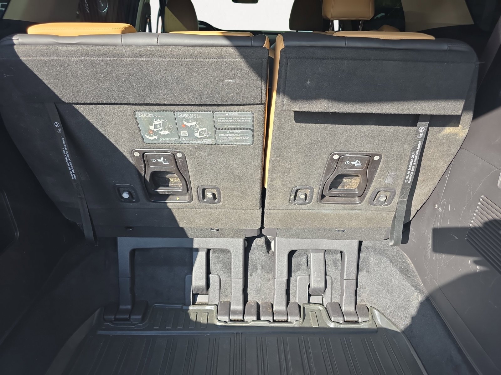 Certified Used 2024 Ceramic Silver Kia EX image 9