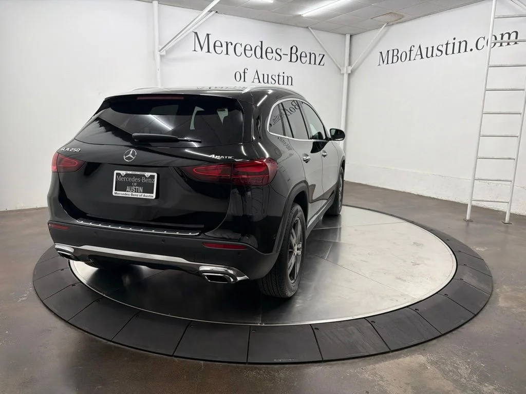 New 2026 Black Mercedes-Benz GLA 250 image 7