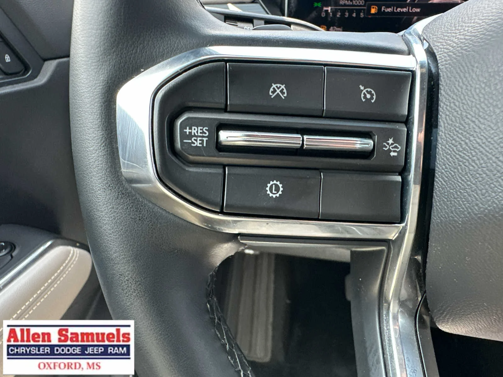 Used 2026 Ebony Twilight Metallic GMC FWD Elevation image 20
