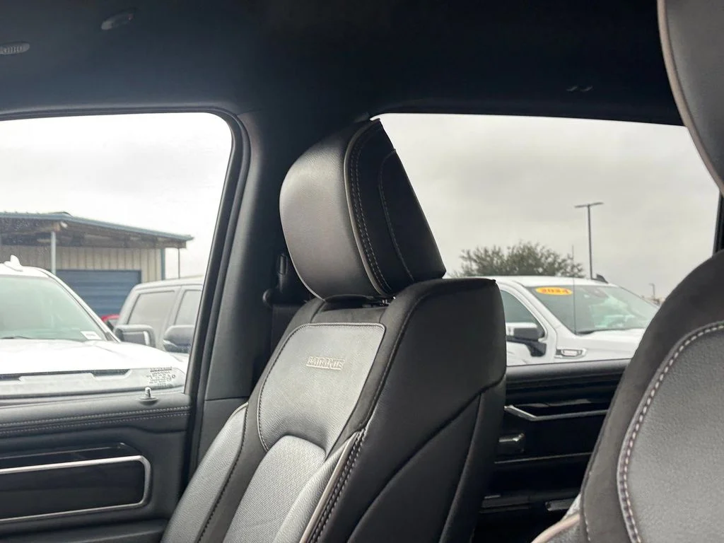 Used 2022 Red Ram Laramie image 17
