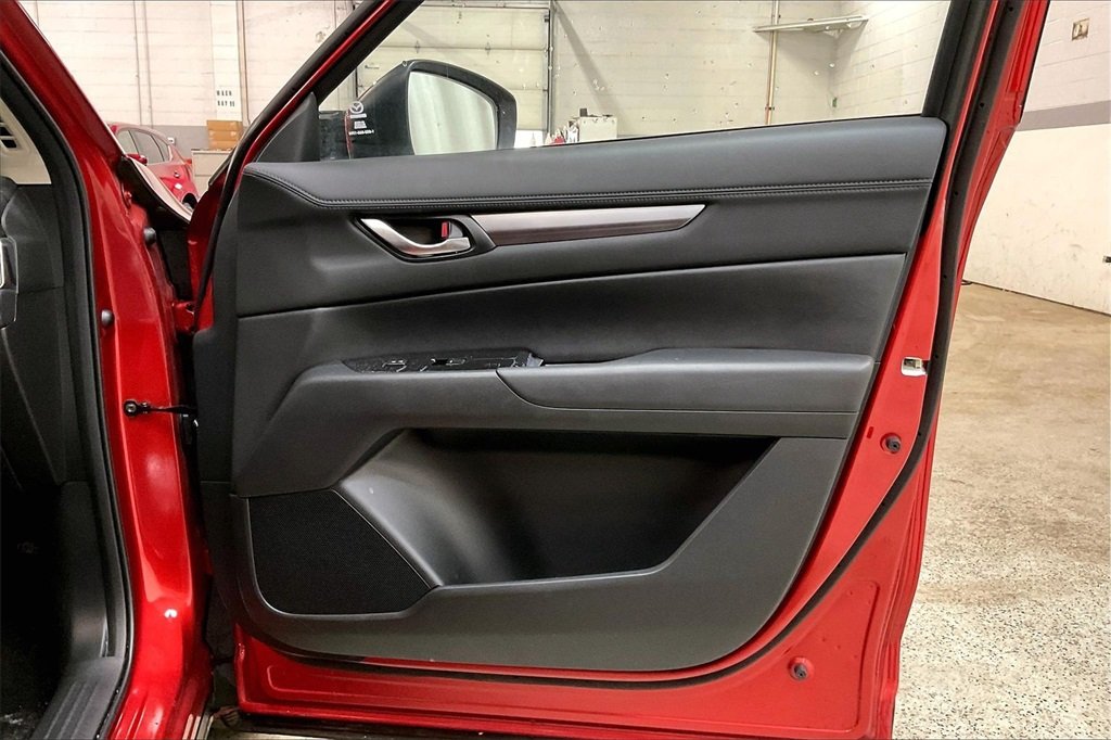 2025 MAZDA CX-5 - Image 22