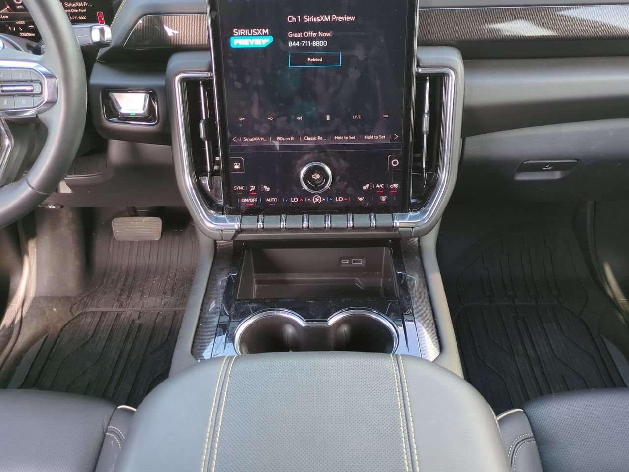 Used 2025 Sterling Metallic GMC Elevation image 20