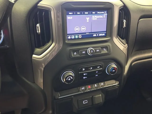 Used 2020 SATIN STEEL METALLIC Chevrolet Custom image 21