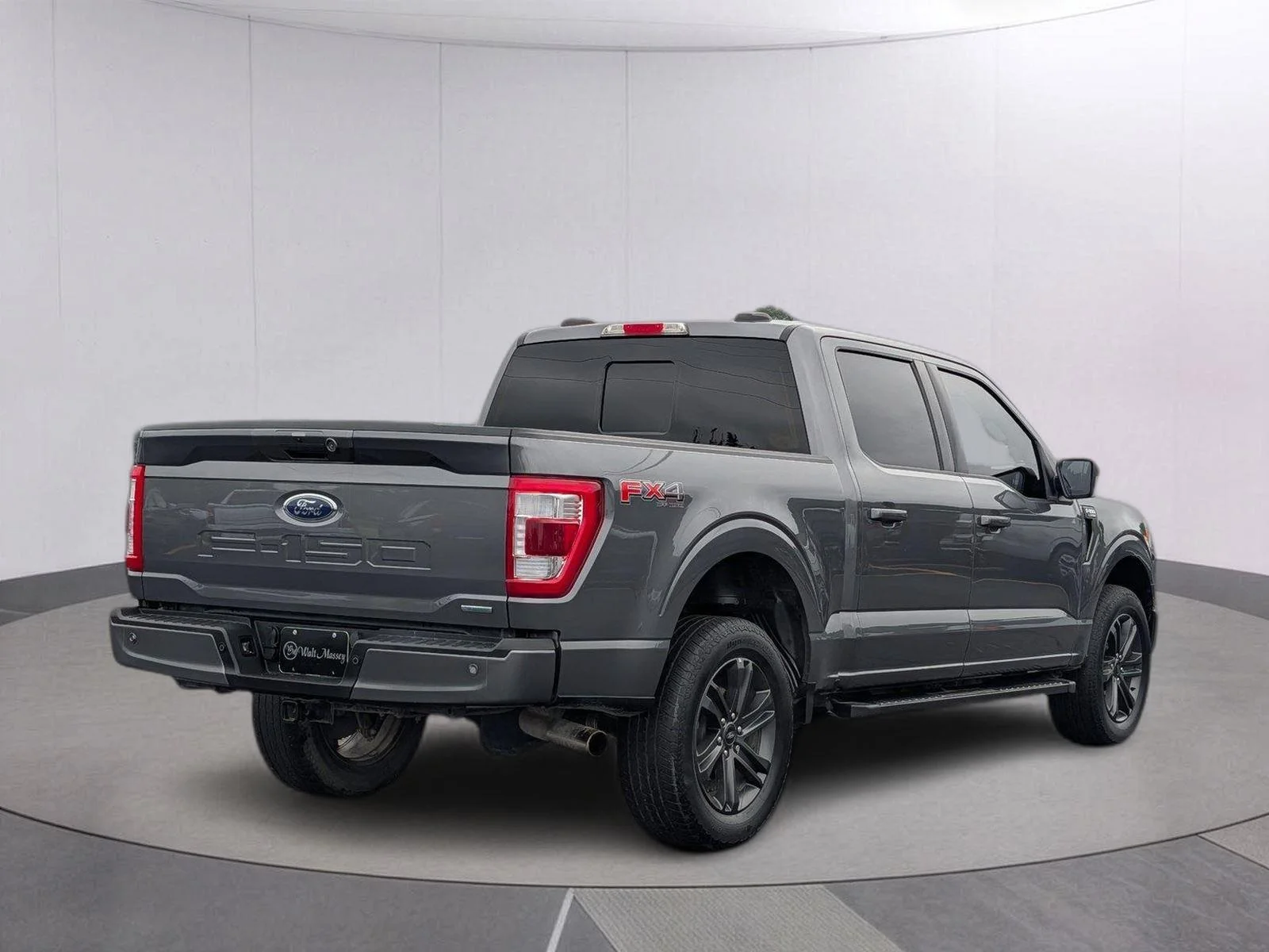Used 2023 Carbonized Gray Ford LARIAT image 5