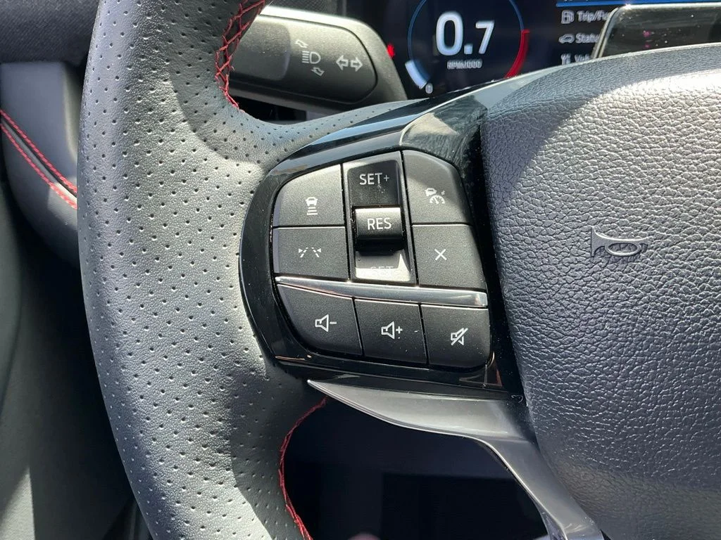 Used 2025 Gray Ford ST-Line image 32