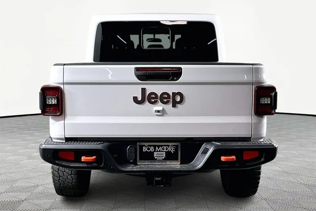Used 2021 White Jeep Mojave image 5
