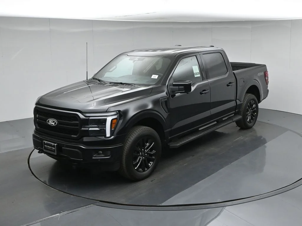 New 2026 Agate Black Metallic Ford Lariat image 38
