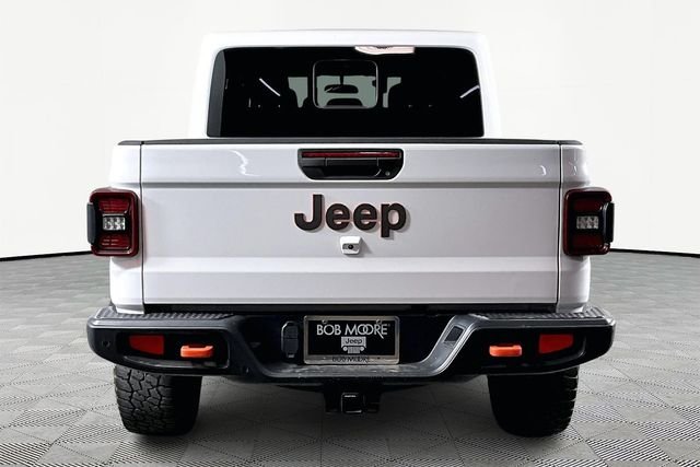 Used 2021 White Jeep Mojave image 5