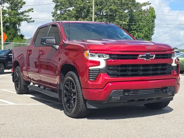 Used 2023 Red Chevrolet RST image 7