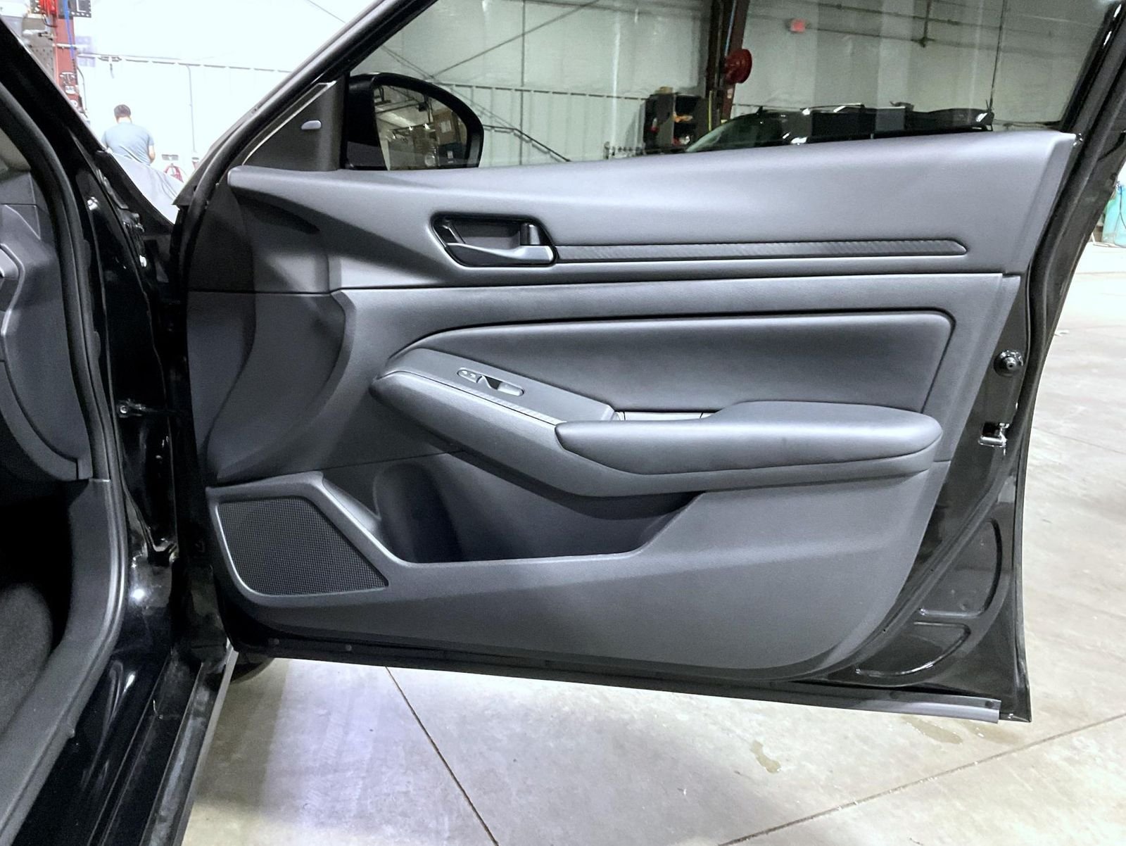 Used 2025 Black Nissan 2.5 S image 17