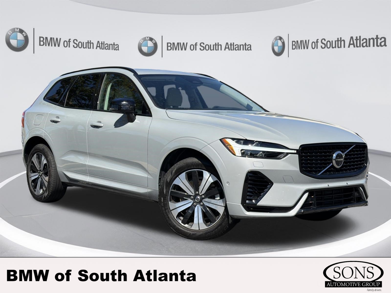 2024 Volvo XC60 Plus