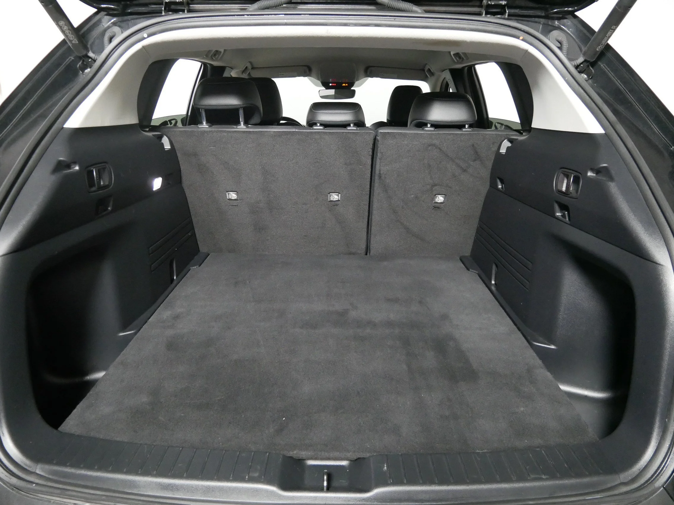 Used 2025 Jet Black Mica Mazda 2.5 S Preferred Package image 18