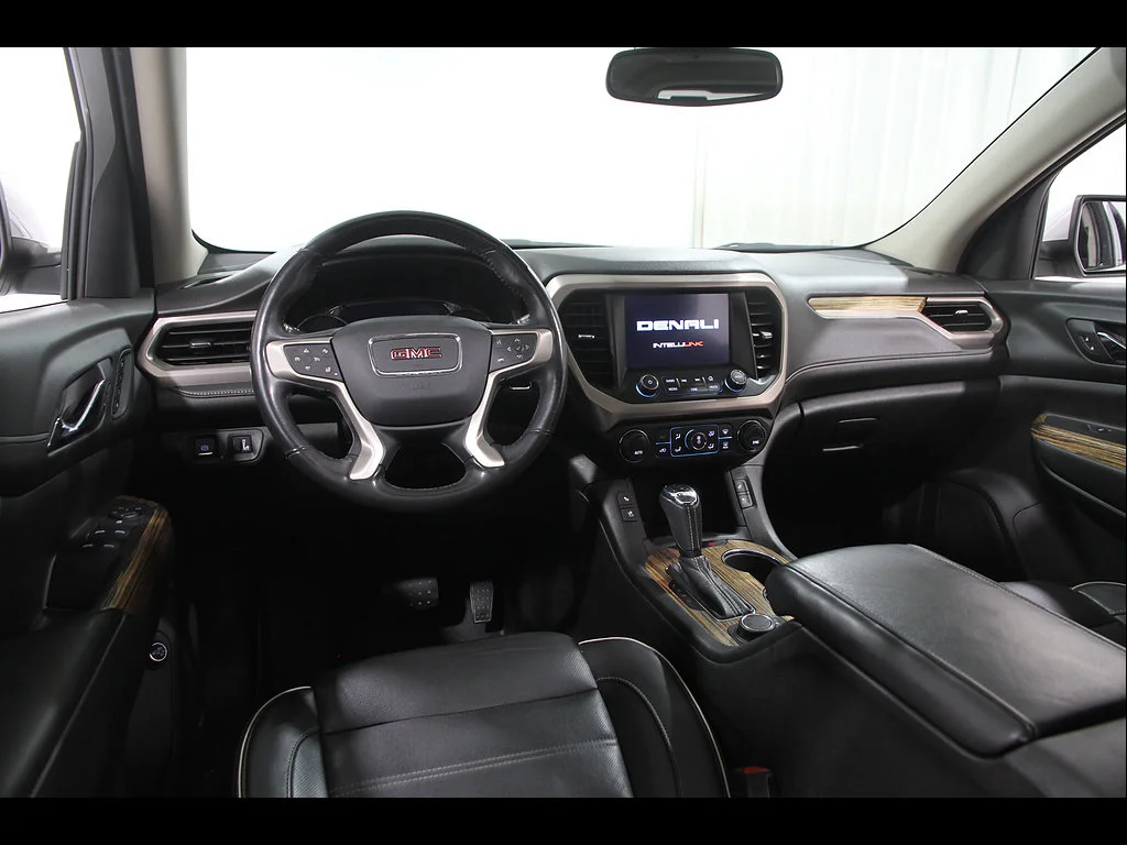2019 GMC Acadia Denali - Photo 6