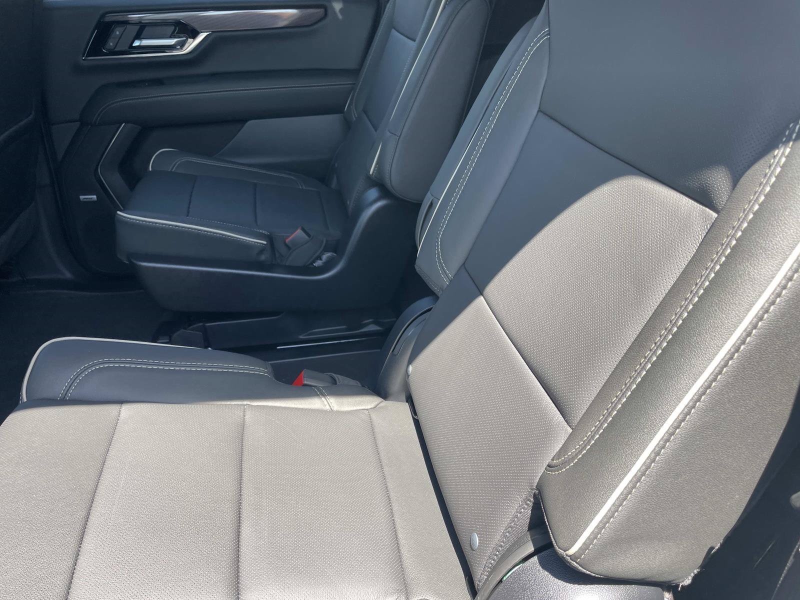 2026 GMC Yukon XL Elevation - Photo 24
