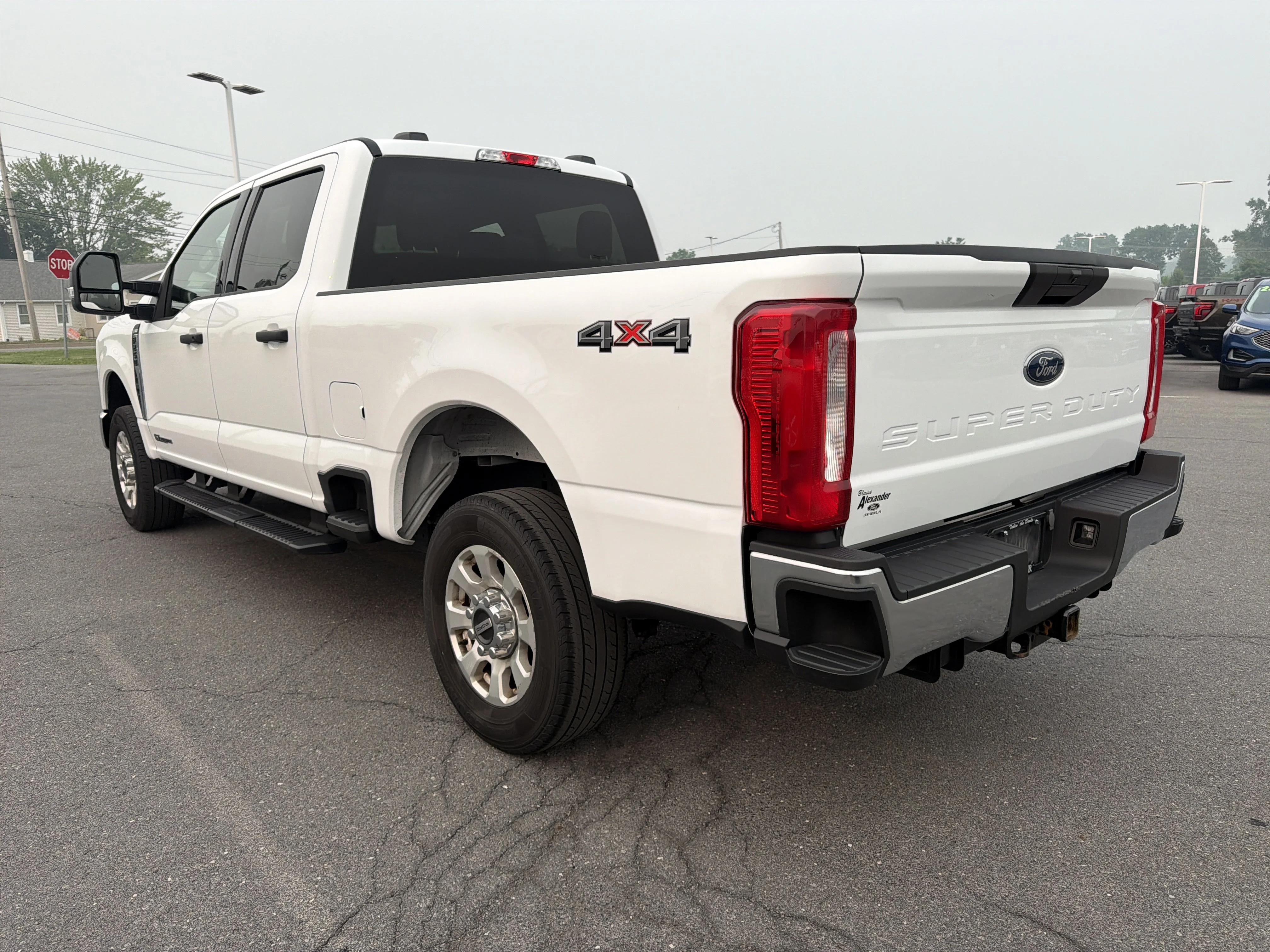 Used 2024 Oxford White Ford XLT image 6