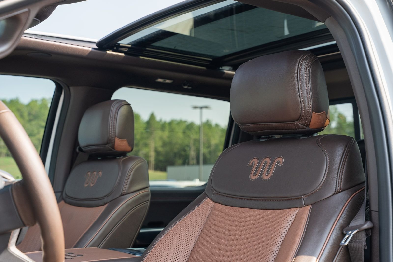 New 2026 Star White Metallic Tri-Coat Ford King Ranch® image 21