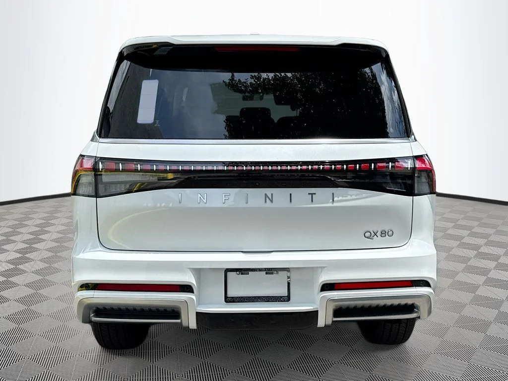 New 2026 RADIANT WHITE INFINITI Pure 2WD image 6