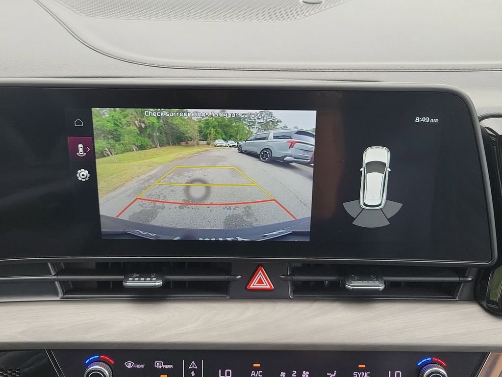 Used 2023 White Kia X-Line image 32