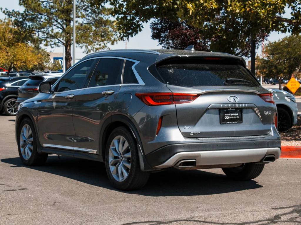 Used 2019 Graphite Shadow INFINITI ESSENTIAL image 6