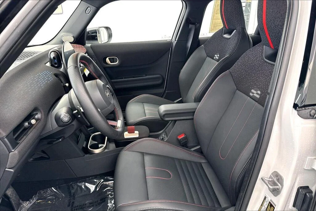 New 2026 Nanuq White Metallic MINI Cooper S image 12