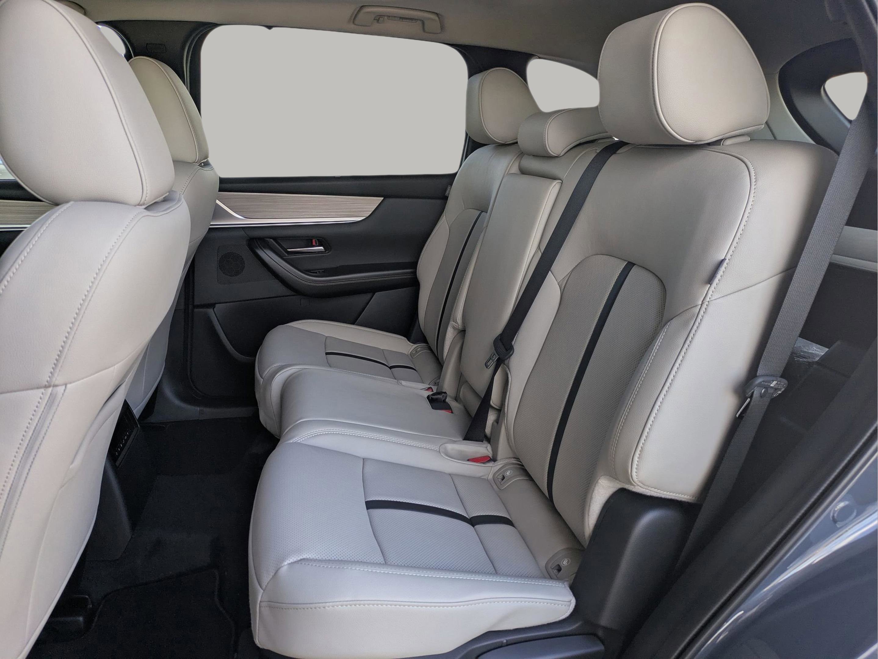 New 2025 Polymetal Gray Metallic Mazda Premium AWD image 11