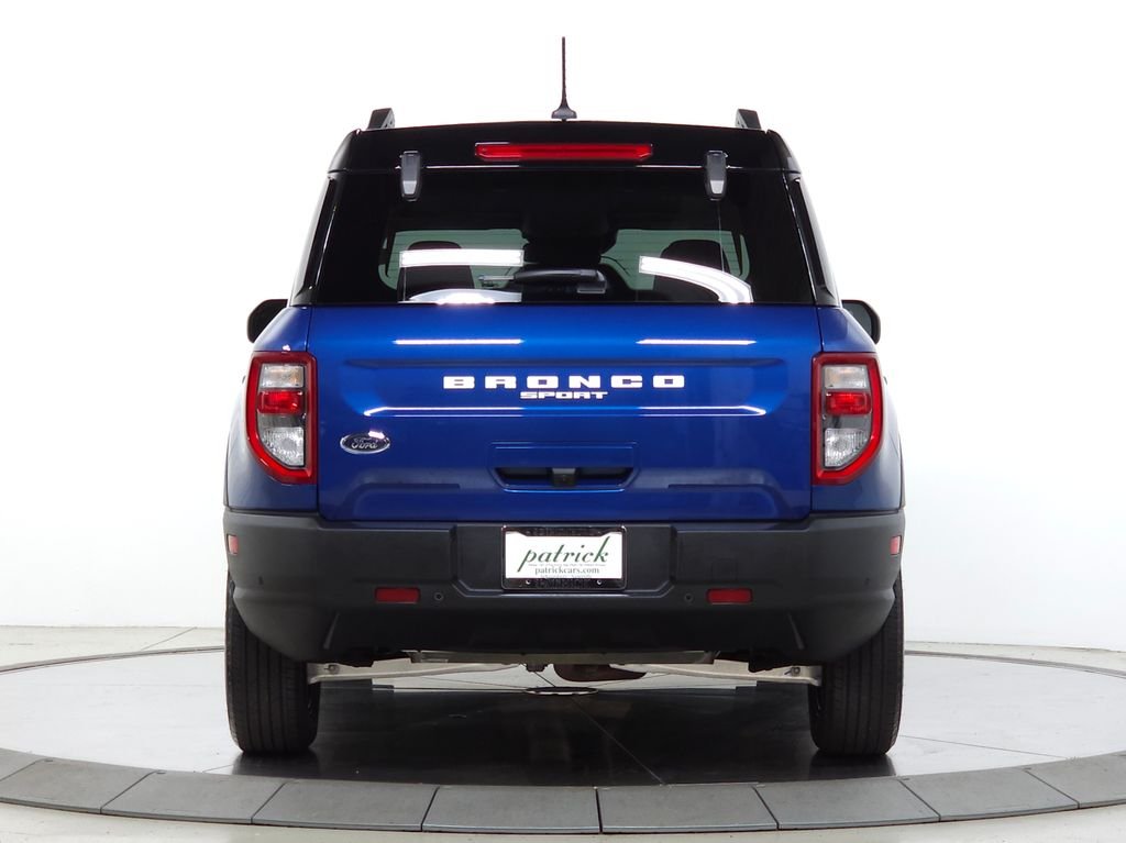 Used 2023 Blue Metallic Ford Outer Banks image 7