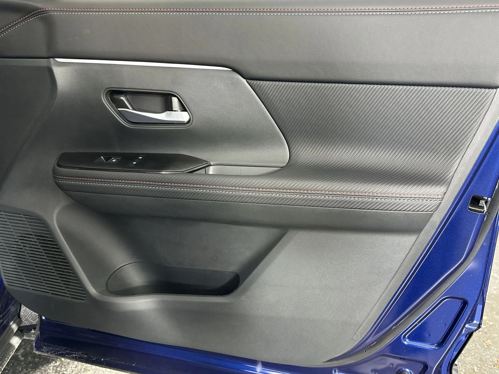 New 2026 Deep Blue Pearl Nissan SR image 31