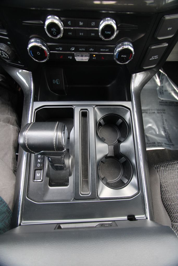 Used 2022  Ford XLT image 26