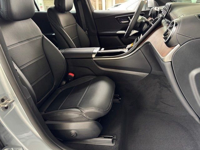 2025 Mercedes-Benz GLC Base - Photo 15
