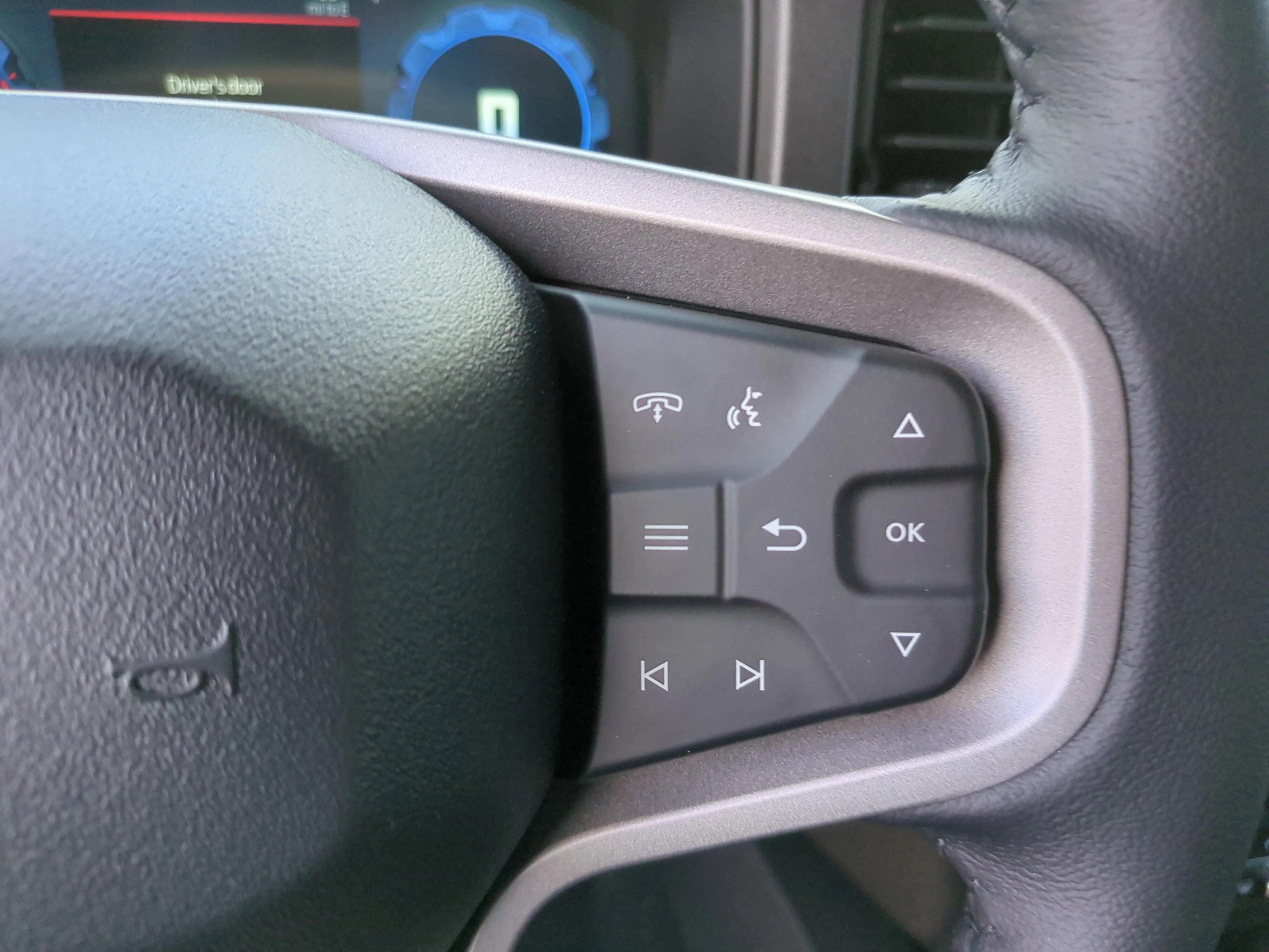 New 2026 Carbonized Gray Metallic Ford Big Bend® image 26