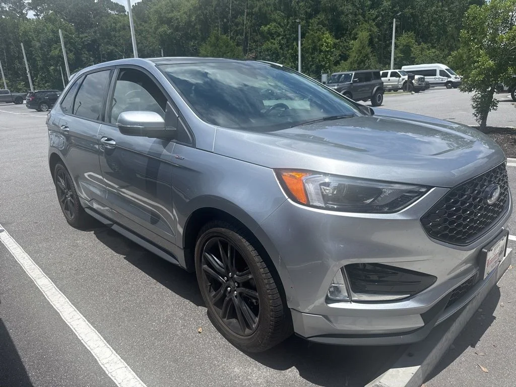 2020 Ford Edge ST-Line's photo