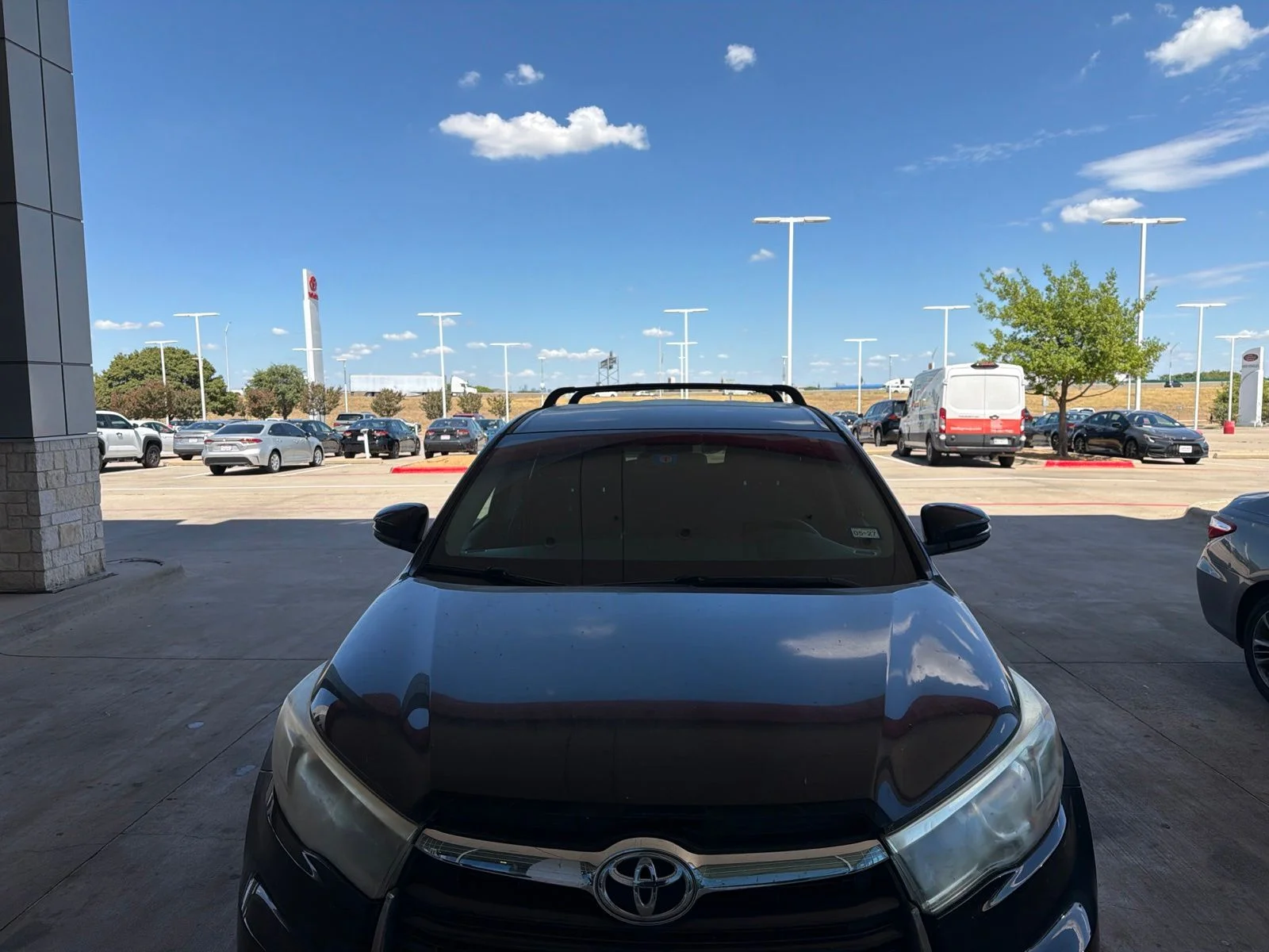 Used 2016 Black Toyota LE image 25