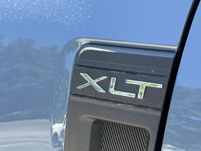 New 2026 Azure Gray Metallic Tri-Coat Ford XLT image 7