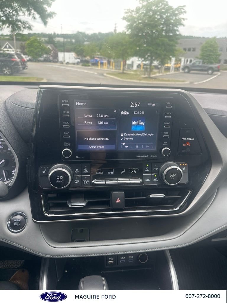 Used 2022 Blue Toyota XLE image 17