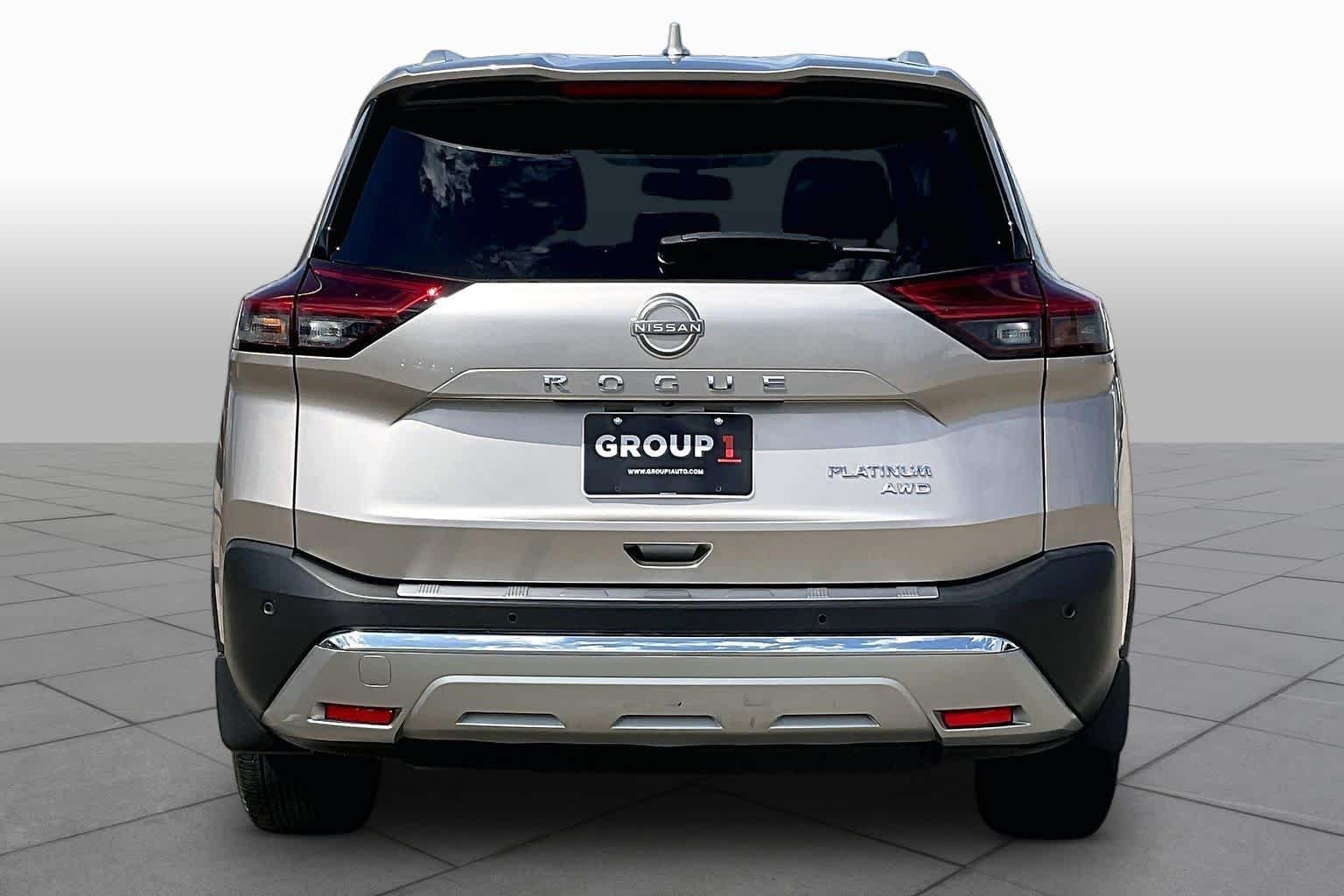 Pre-Owned 2022 Nissan Rogue Platinum