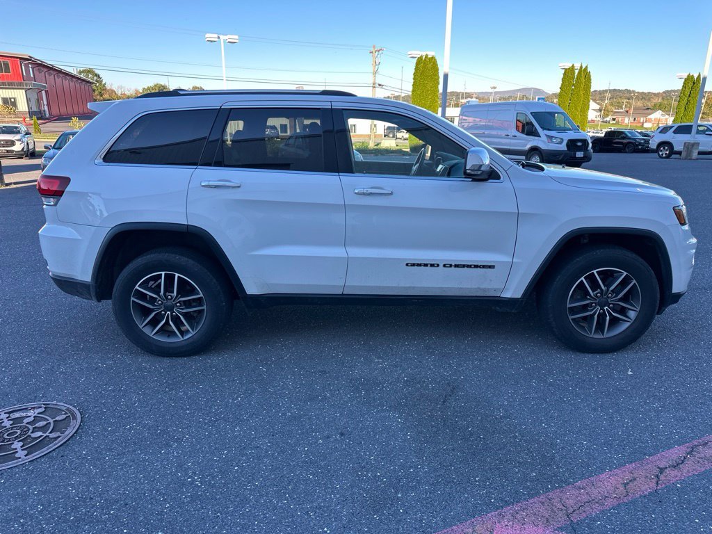 Used 2021 White Jeep Limited image 2