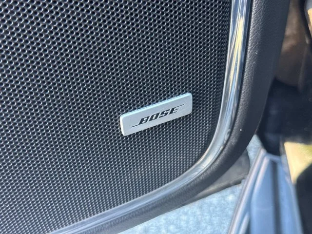 Used 2019 Black GMC SLT image 32