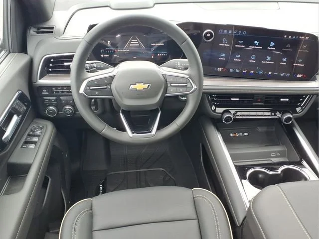 New 2026 Black Chevrolet Premier image 4