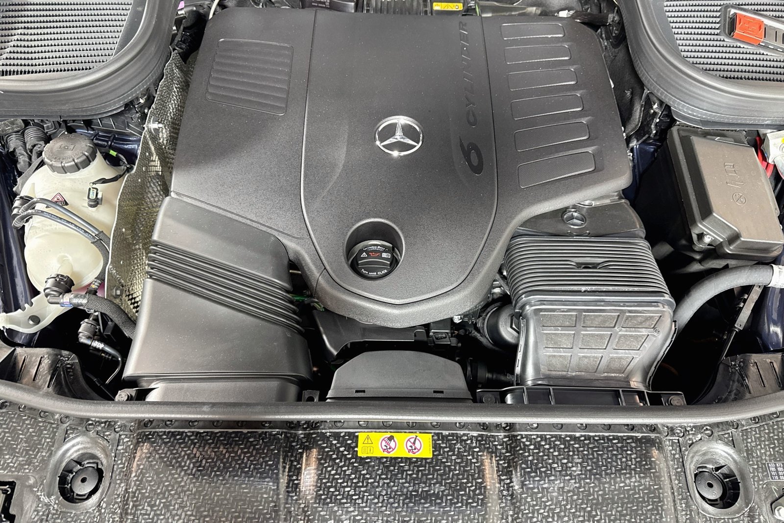 New 2026 Twilight Blue Metallic Mercedes-Benz GLE 450 image 28
