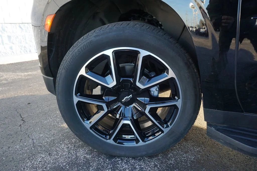 Used 2024 Black Chevrolet RST image 35