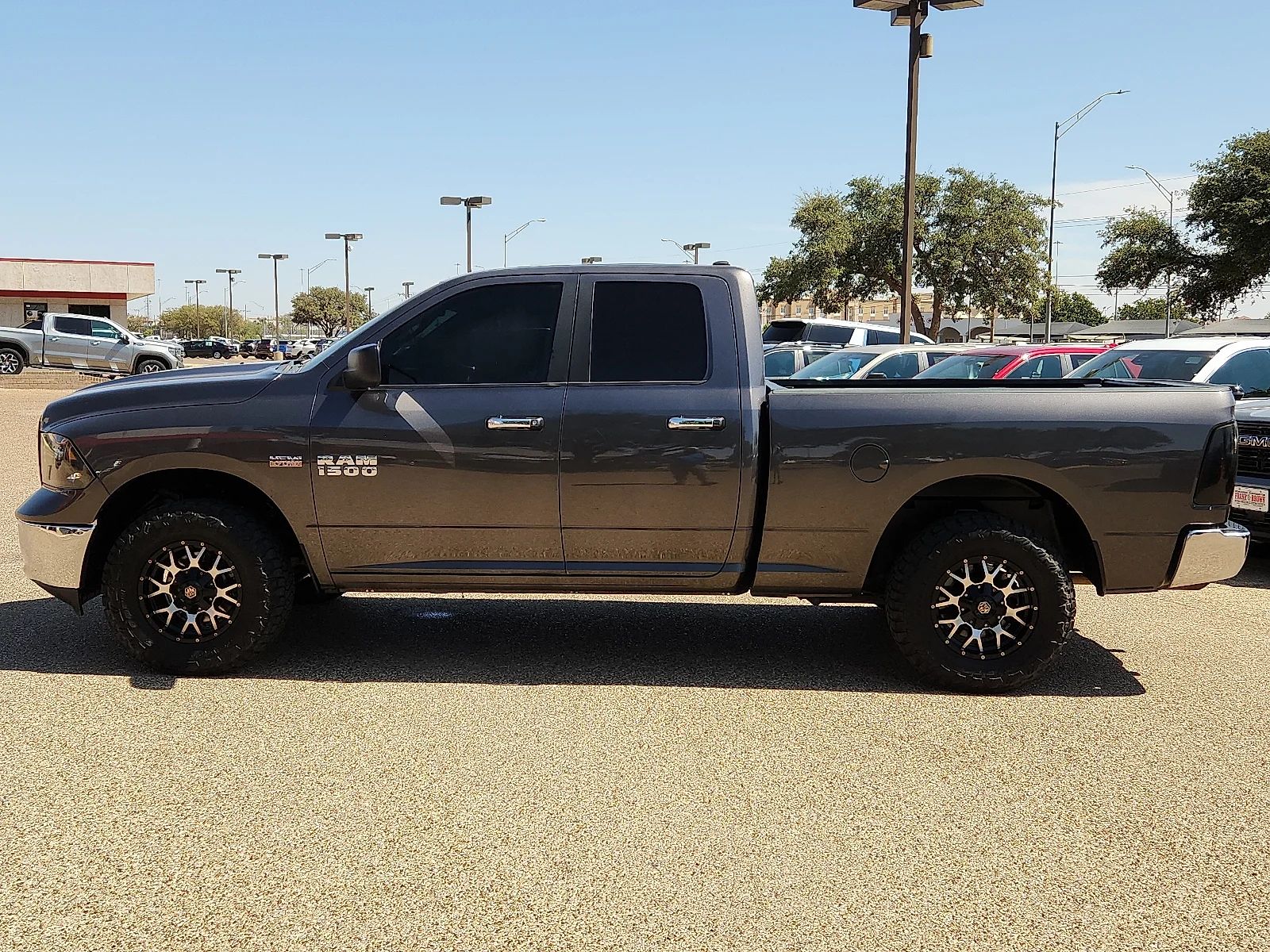 Used 2018 Gray Ram SLT image 2