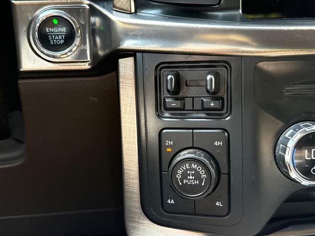 Used 2021  Ford King Ranch image 28