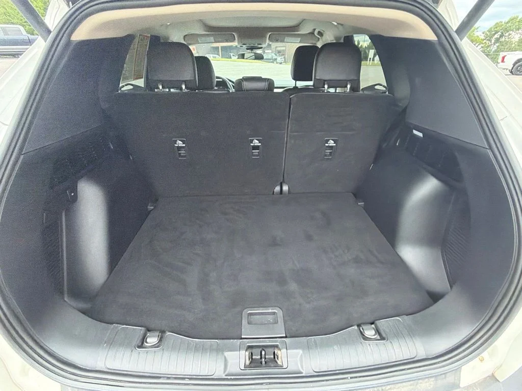 Used 2020 White Ford SEL image 46