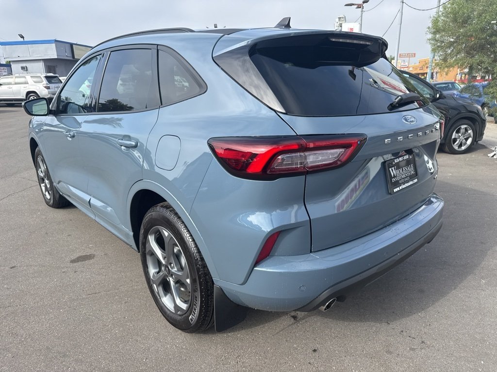 2024 Ford Escape ST-Line Select photo 3