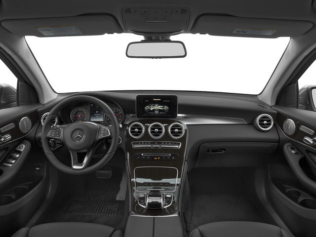 Used 2017  Mercedes-Benz GLC 300 image 4