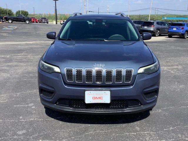 Used 2020 Jeep Cherokee Latitude with VIN 1C4PJLCBXLD577626 for sale in Pleasanton, TX