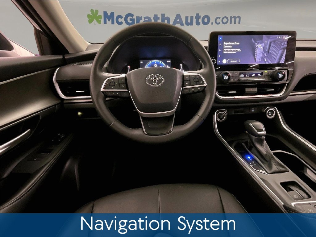 Used 2025 White Toyota XLE image 8