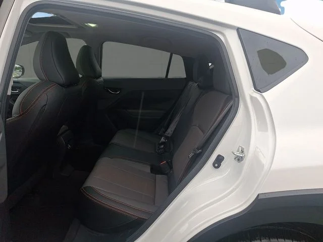 Used 2025 White Subaru Limited image 10