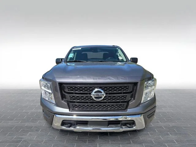 Used 2021 Gray Nissan SV image 2